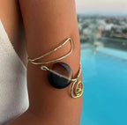 Arm bracelet with stone