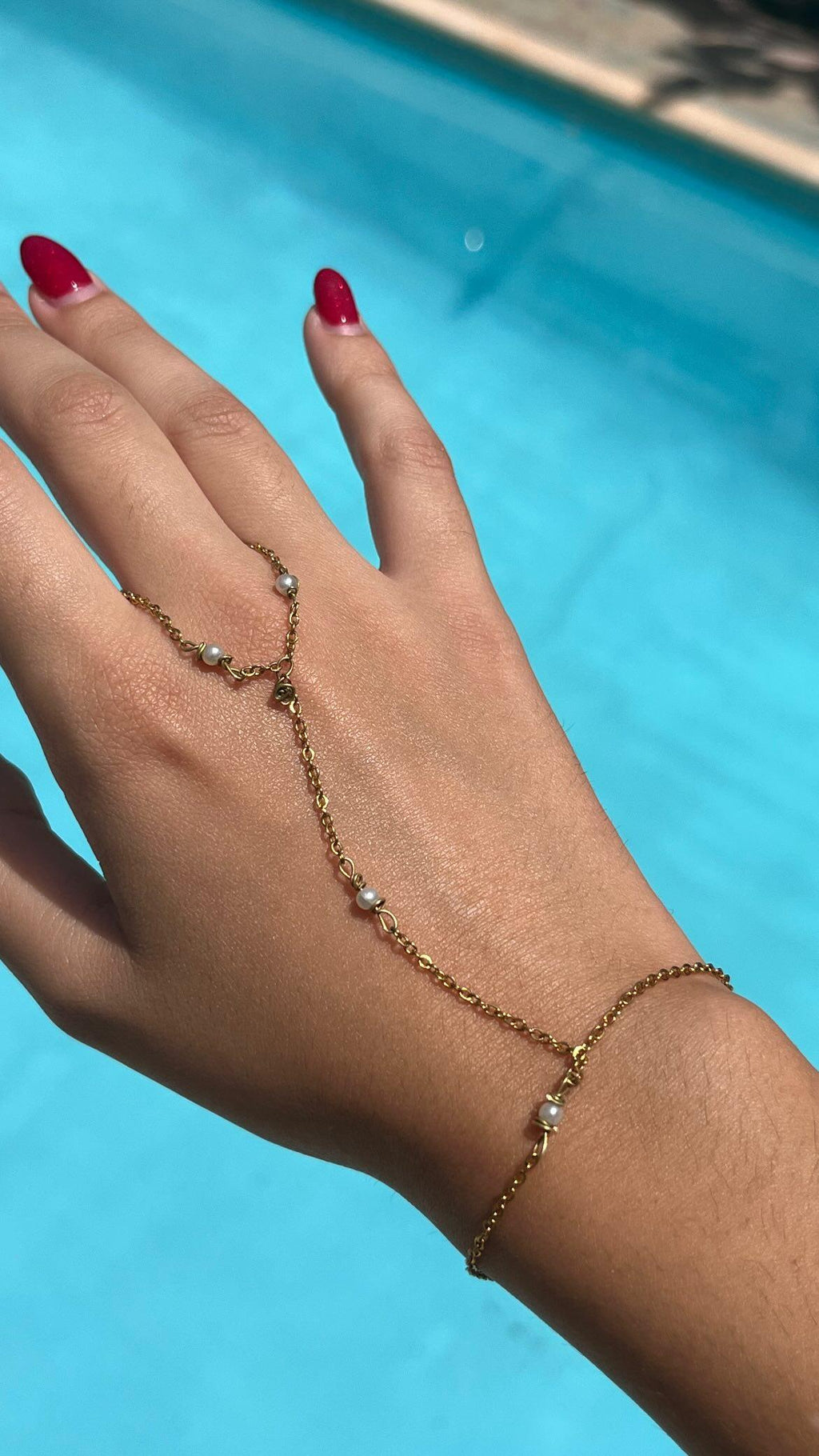 A hand chain