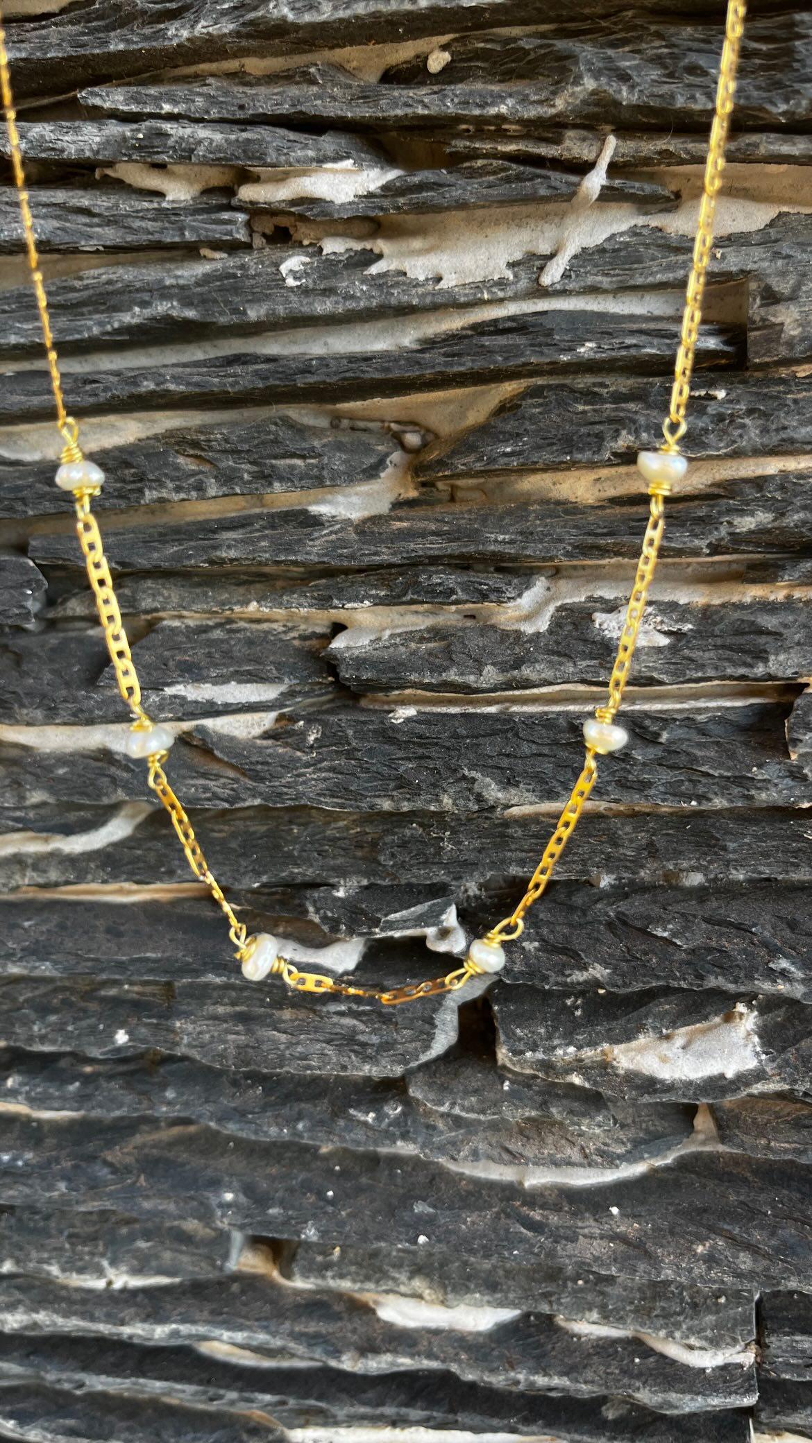 Small pearl necklace