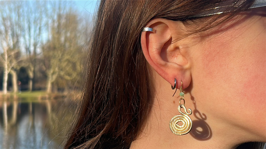 Small spiral earrings